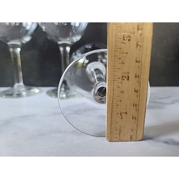 Clear Wine Glasses Set Of Four - Picture 5 of 10